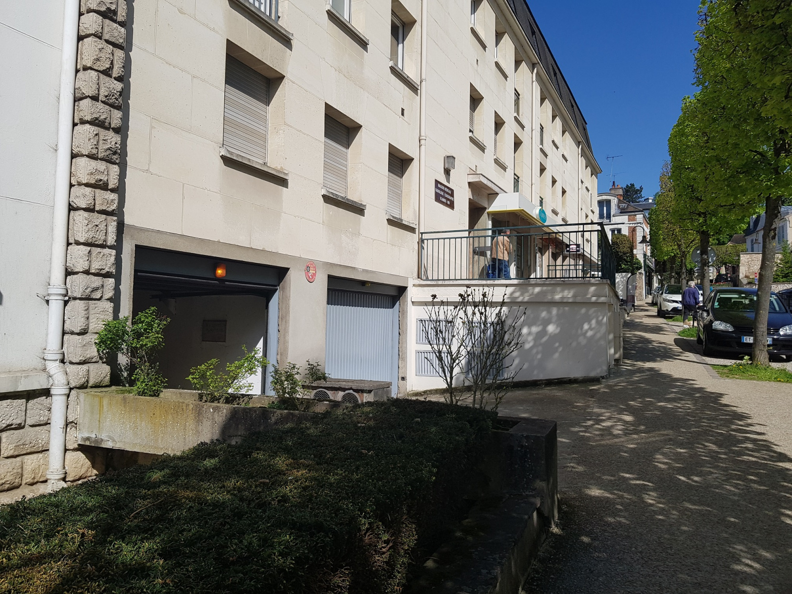 Image_1, Parking, Gif-sur-Yvette, ref :125