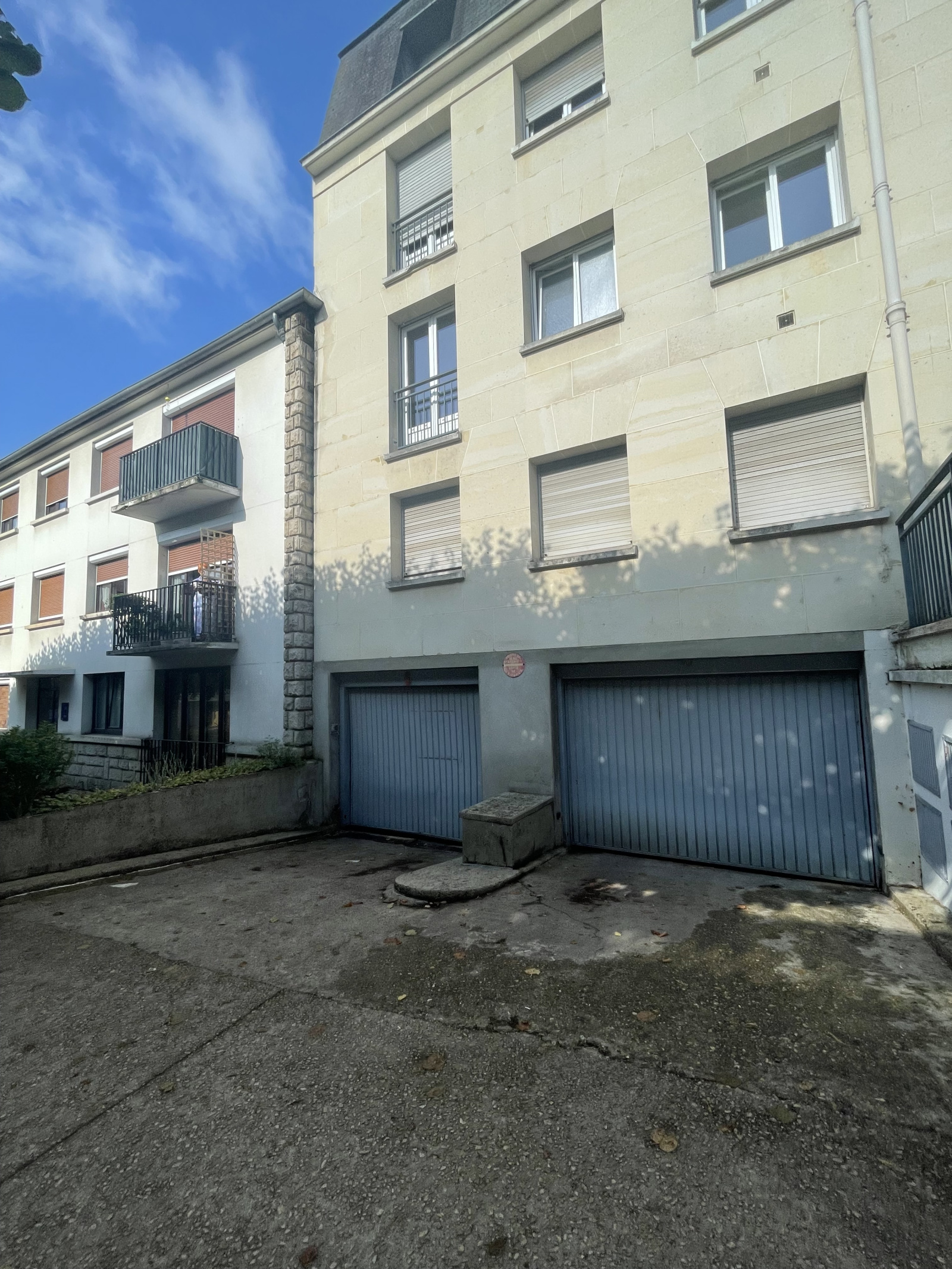Image_1, Parking, Gif-sur-Yvette, ref :968