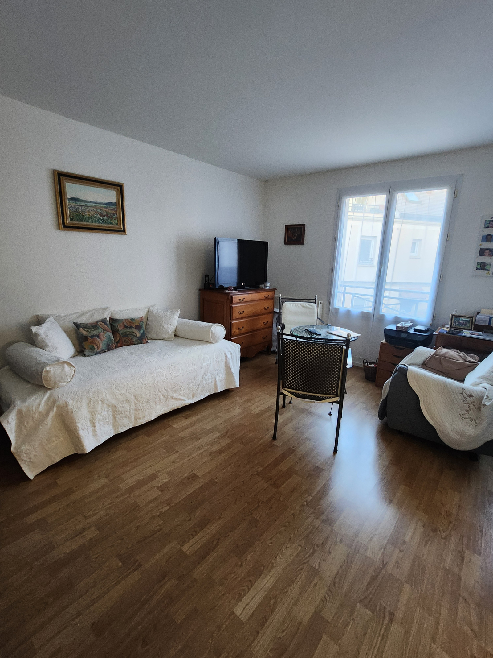 Image_2, Studio, Gif-sur-Yvette, ref :351